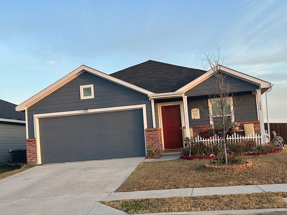1st image of 300 De Berry Ln