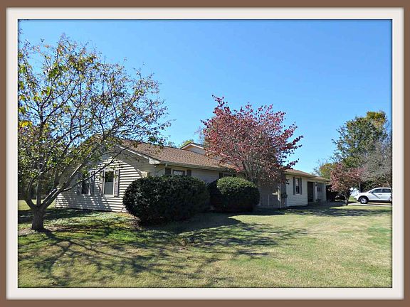 4th image of 3509 E Atherton Ln