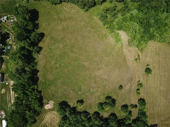 Buckner Tarsney Rd, Grain Valley, MO 64029