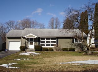 215 Brampton Rd, Syracuse, NY 13205