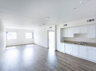 Chase St Apartments, Northridge, CA 91324