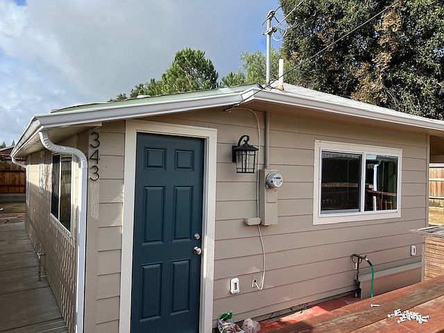 1st image of 343 Henderson Ave