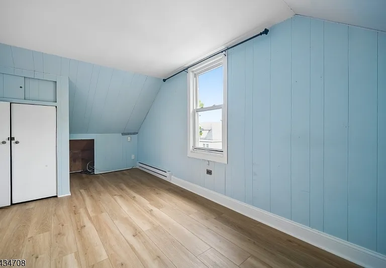 102 2nd St — Photo 32
