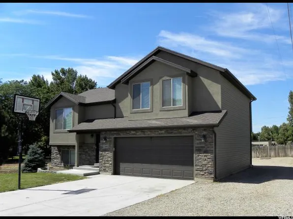 2564 W 5950 S, Roy, UT 84067