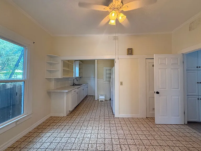 140 Garden St — Photo 14