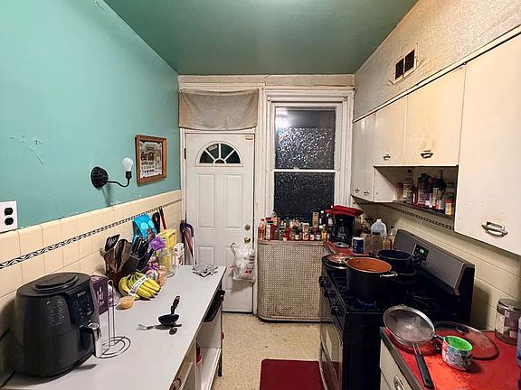 5th image of 634 Marlyn Rd