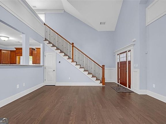 3rd image of 3110 Jackson St