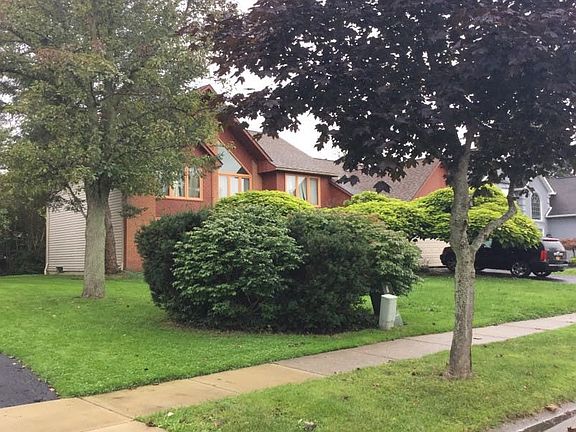 3rd image of 127 King Anthony Way