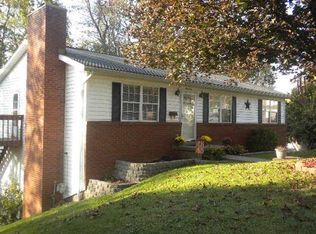 612 Front St, Fairmont, WV 26554