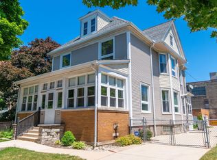 2434 N Vel R Phillips Ave, Milwaukee, WI 53212