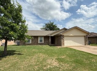 3701 Moselle Dr, Arlington, TX 76016