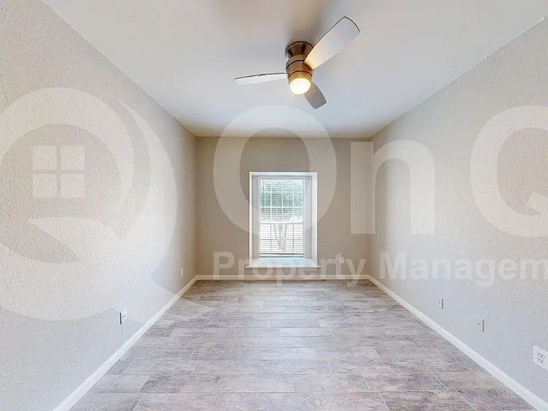 8600 Coppertowne Ln #502 — Photo 7