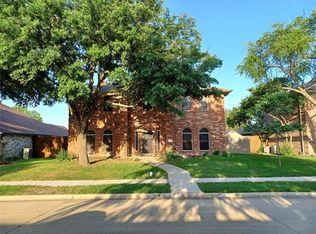 112 S Carriage House Way, Wylie, TX 75098