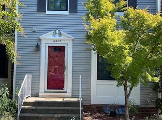8605 Western Oak Dr, Springfield, VA 22153