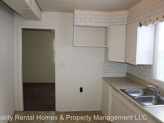 3rd image of 2051 E Buder Ave