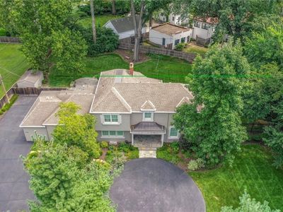 5925 State Line Rd, Kansas City, MO, 64113