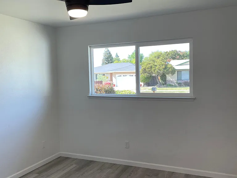 3269 E Sample Ave — Photo 6