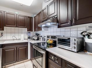 14885 100th Ave, Surrey, BC V3R 0W1