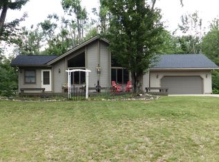 7710 Grayhawk Ct, Gaylord, MI 49735