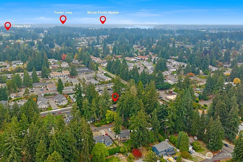 3rd image of 4011 Alameda Avenue
