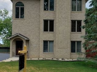 11225 S Kean Ave APT B, Palos Hills, IL 60465