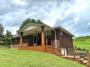 7974 Ravenswood Rd, Ravenswood, WV 26164