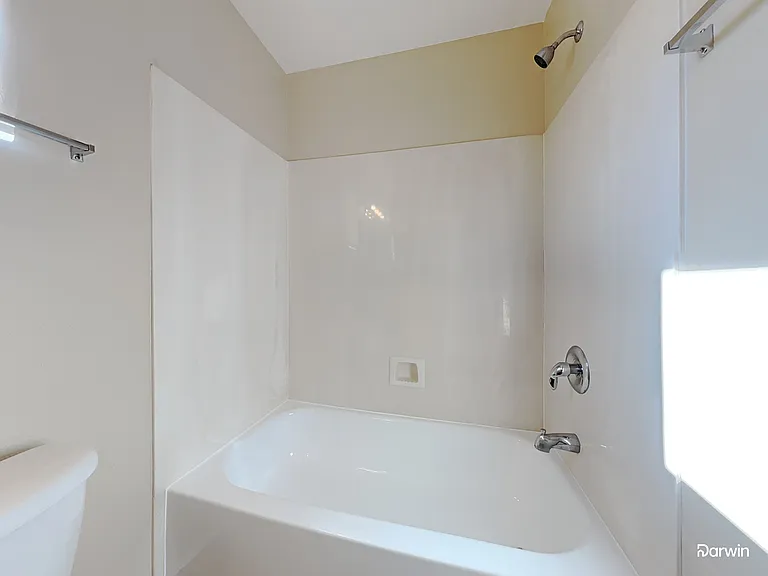 17472 W Watson Ln — Photo 16