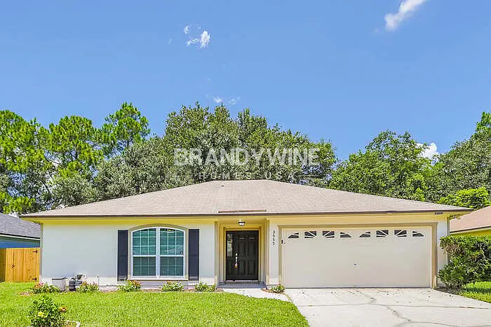 3555 Barbizon Ct — Photo 2