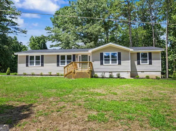 126 Lucinda Ln, Fayetteville, GA 30214