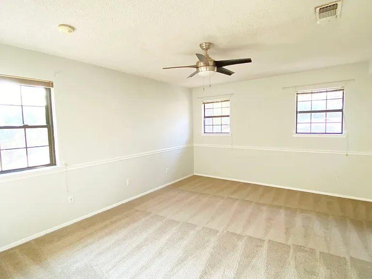 10905 Wintergreen Hl — Photo 31