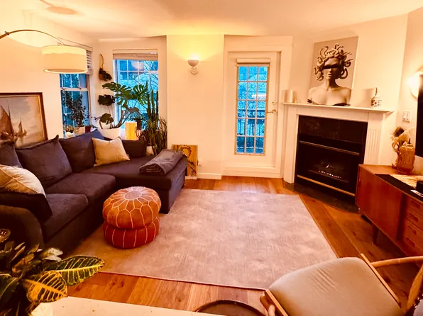 (undisclosed Address), Vancouver, BC V6E 1Y5