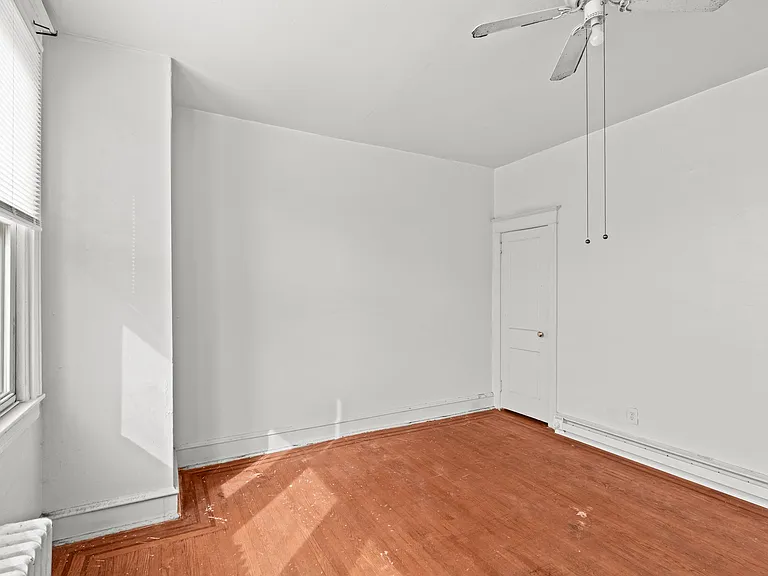 4935-00 Old York Rd #2 — Photo 5