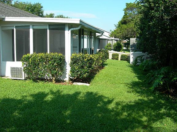 Florida Room - Yard