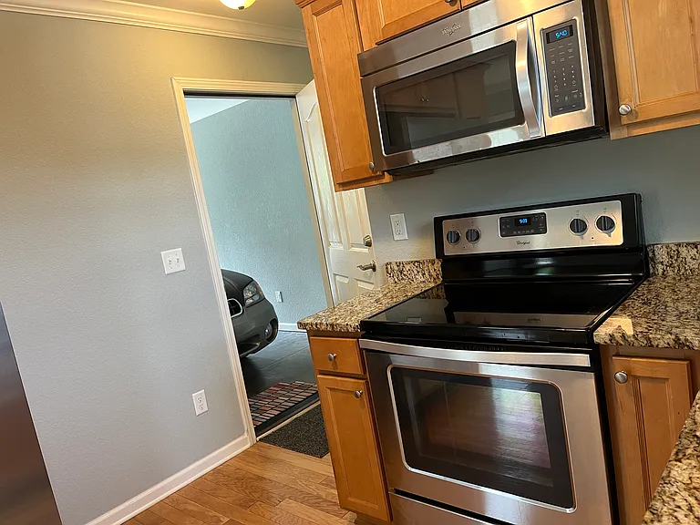 22 Barnett Shoals Dr — Photo 29