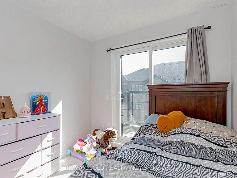 585 Colborne St #1007 — Photo 45