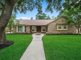 706 Enchanted River Dr, Spring, TX 77388