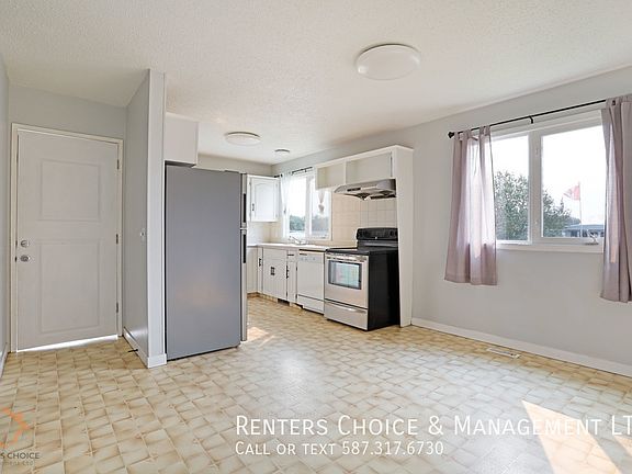5th image of 16A Eastbrook Dr E