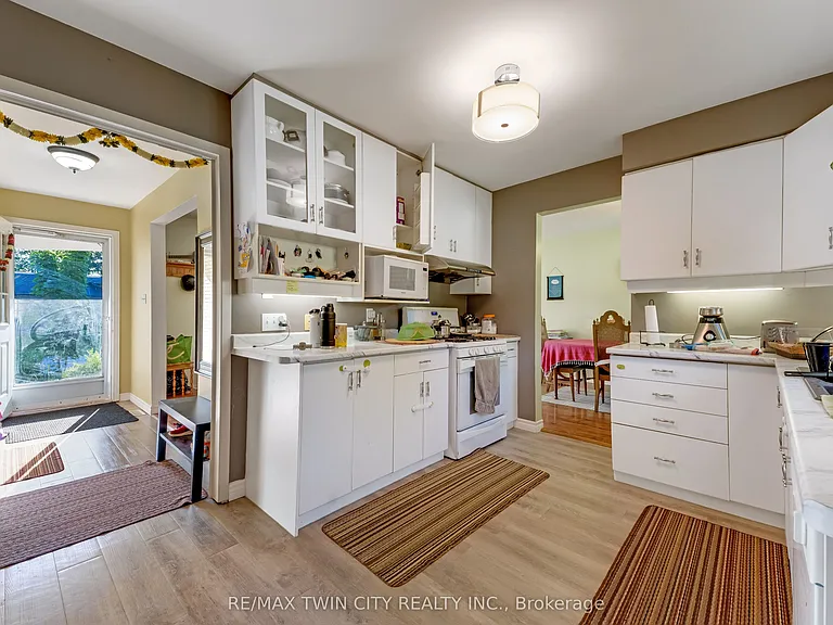 510 Edenbrook Pl — Photo 9
