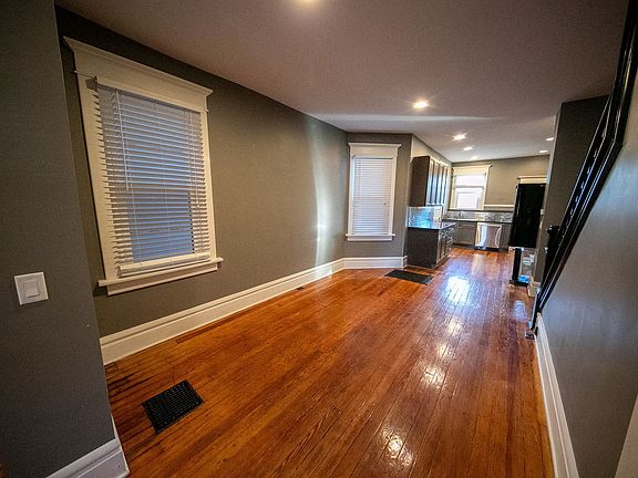 5th image of 141 E Mithoff St