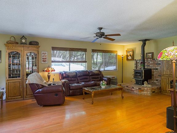 4th image of 13004 Golden Trout Way