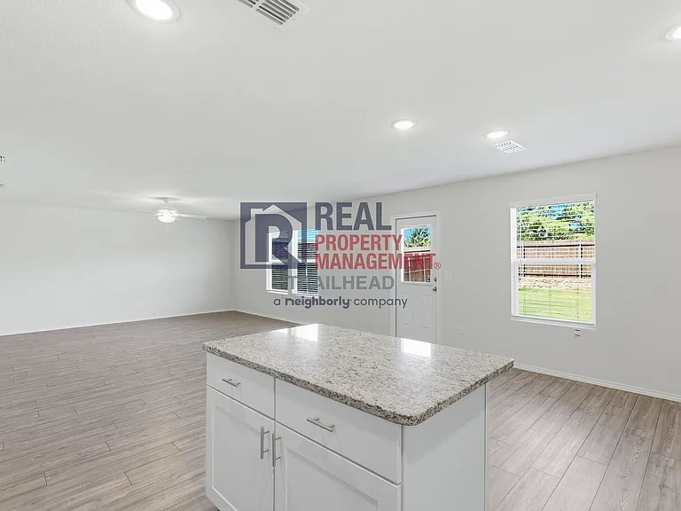 10104 Whitedown Dr — Photo 8