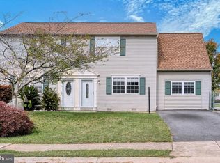 1732 Condor Ln #48B, Dover, PA 17315