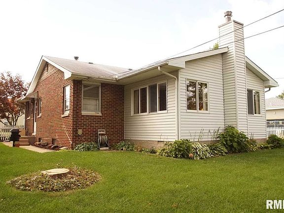 2nd image of 3216 N Sherwood Ave