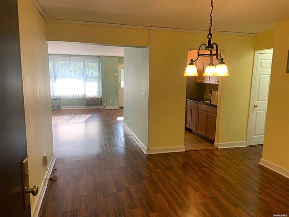 5th image of 55 S Bergen Pl APT 2B