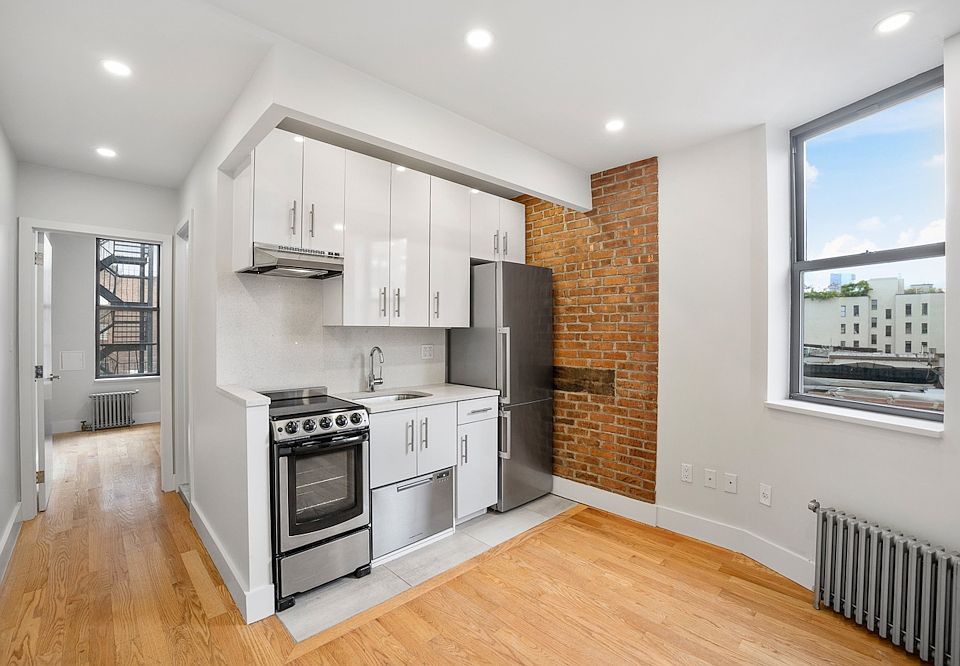 1st image of 9 Stanton St APT 5C