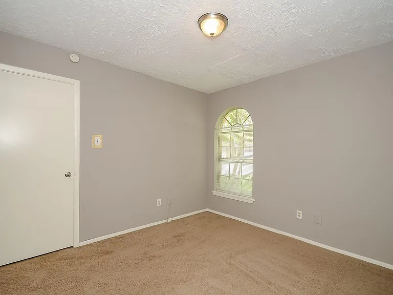 8319 Bird Run Dr — Photo 29