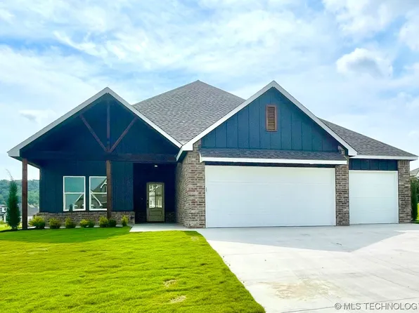 18960 Orchard Cir, Catoosa, OK 74015