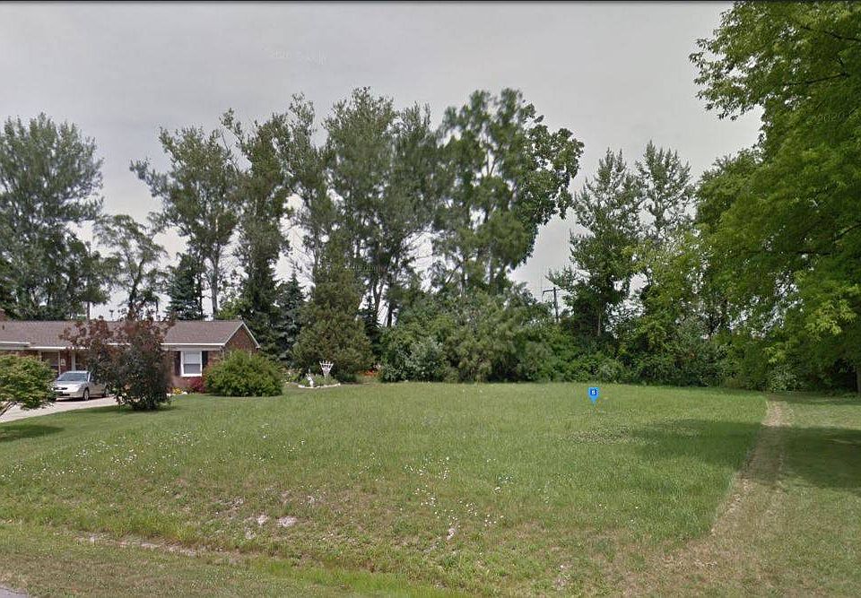 2nd image of 44077 Harmony Ln