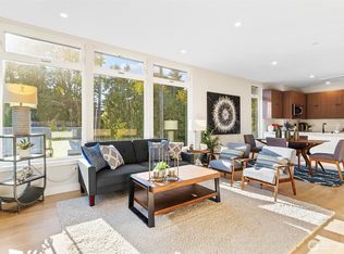 7150 47th Avenue SW, Seattle, WA 98136