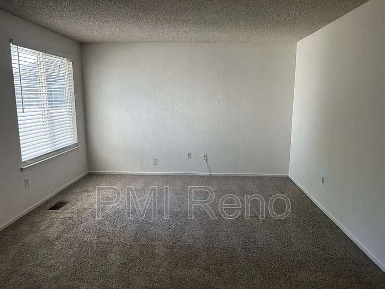 6620 Lotus St — Photo 5